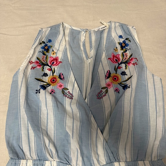 Blu Pepper Striped and Floral Romper size S - Picture 5 of 10